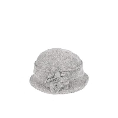 Wool hat with flower GB