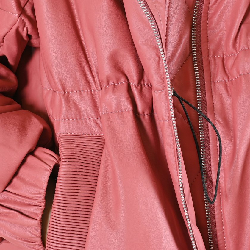 Chaqueta 100% PU con cuello de pelo GB