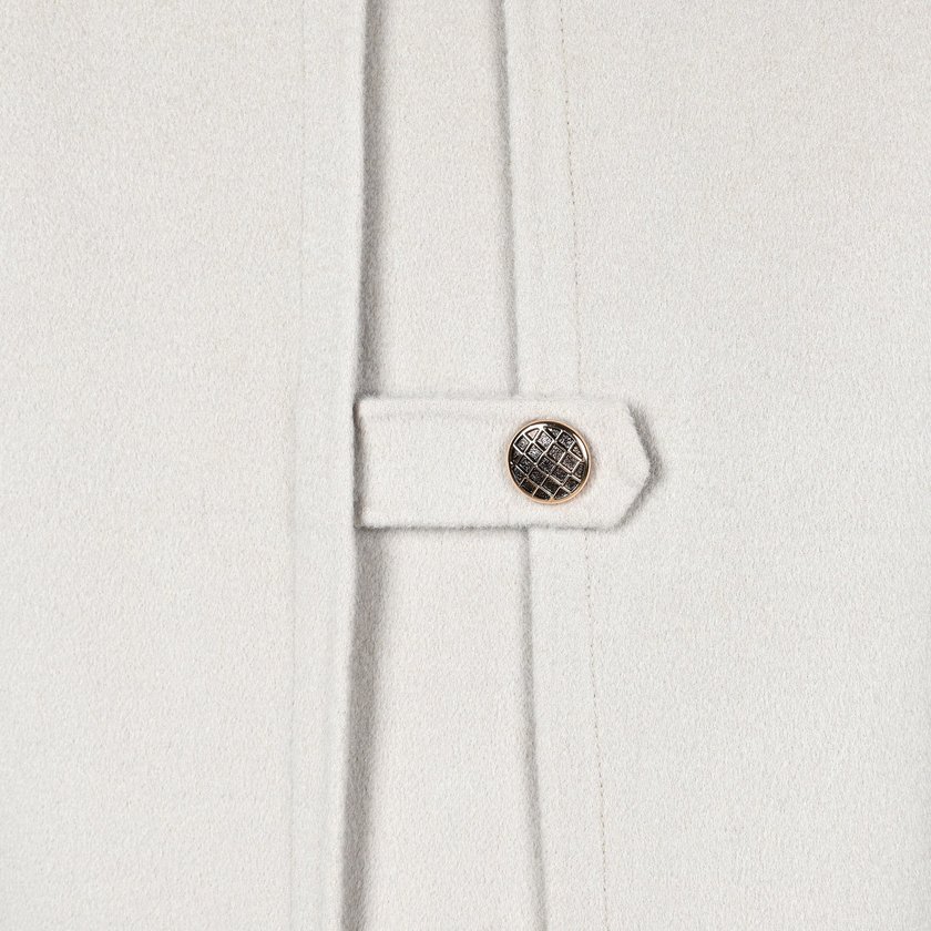 Abrigo 100% lana con botones GB