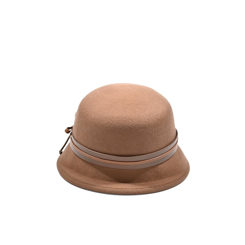 Chapeau laine avec relier GB