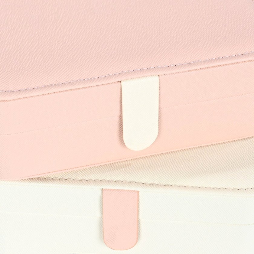 Light color jewellery box GB