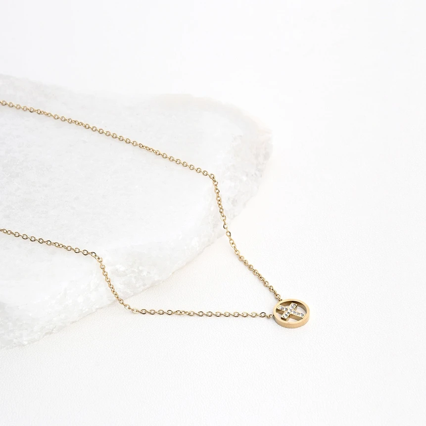 Collar en acero cruz con brillantes GB