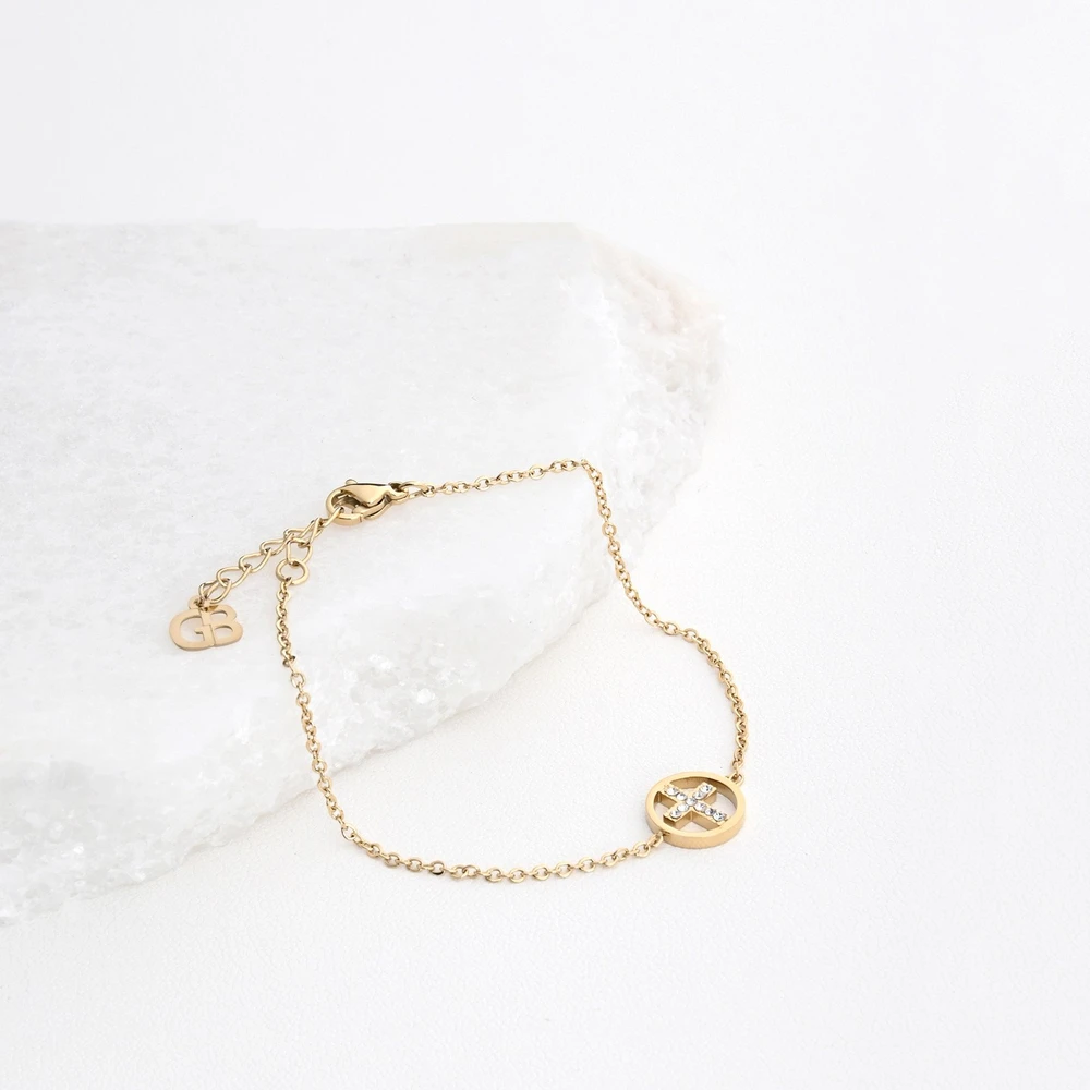 Bracelet en acier croix avec brillantes GB