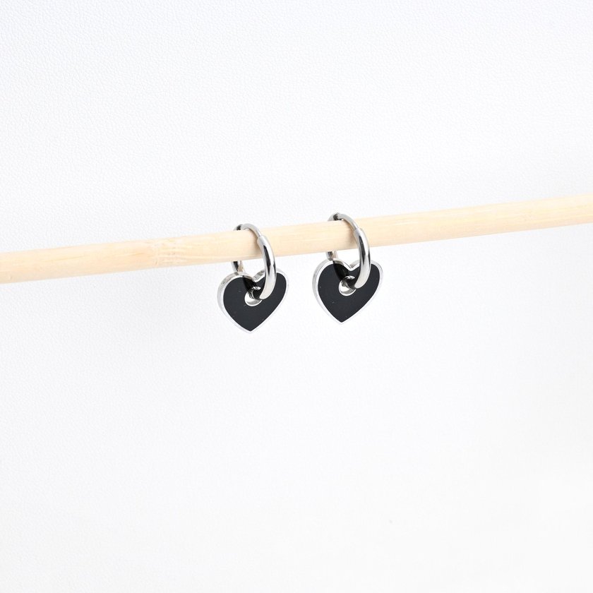Aros en acero corazón negro GB