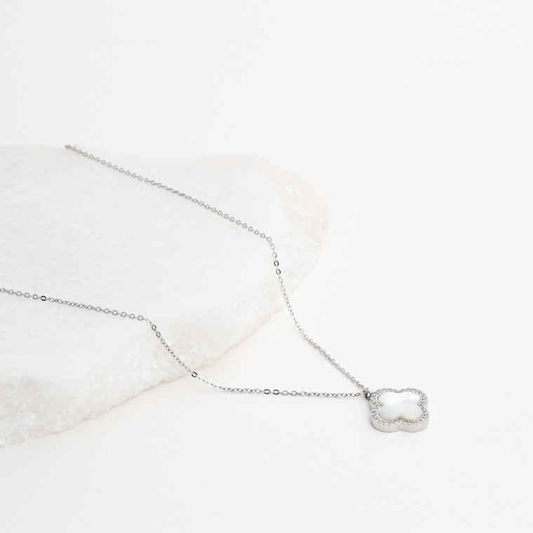 Steel necklace with clover GB