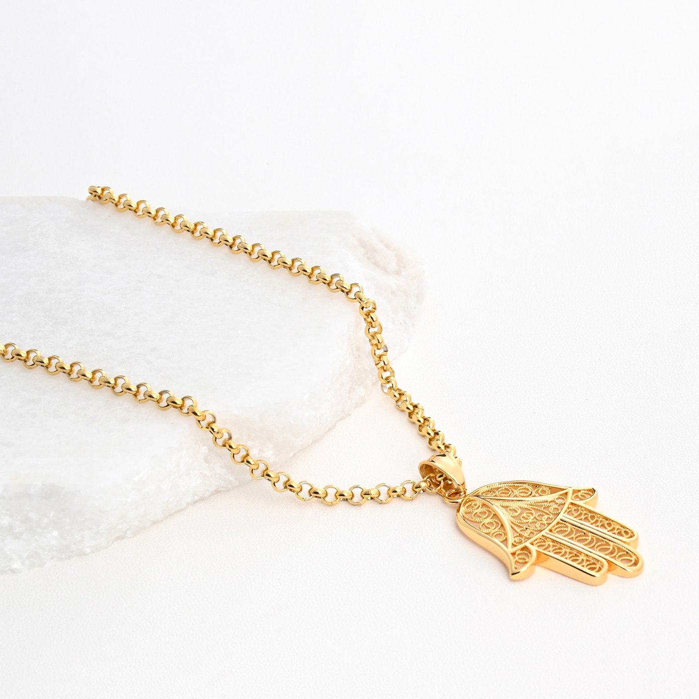 Gold plated necklace hand GB