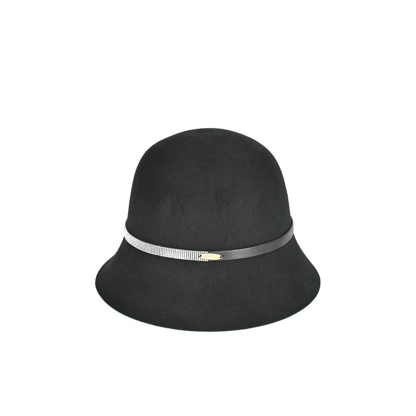 Fur hat with bright GB