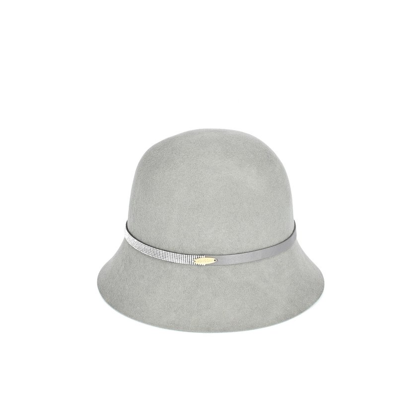 Fur hat with bright GB