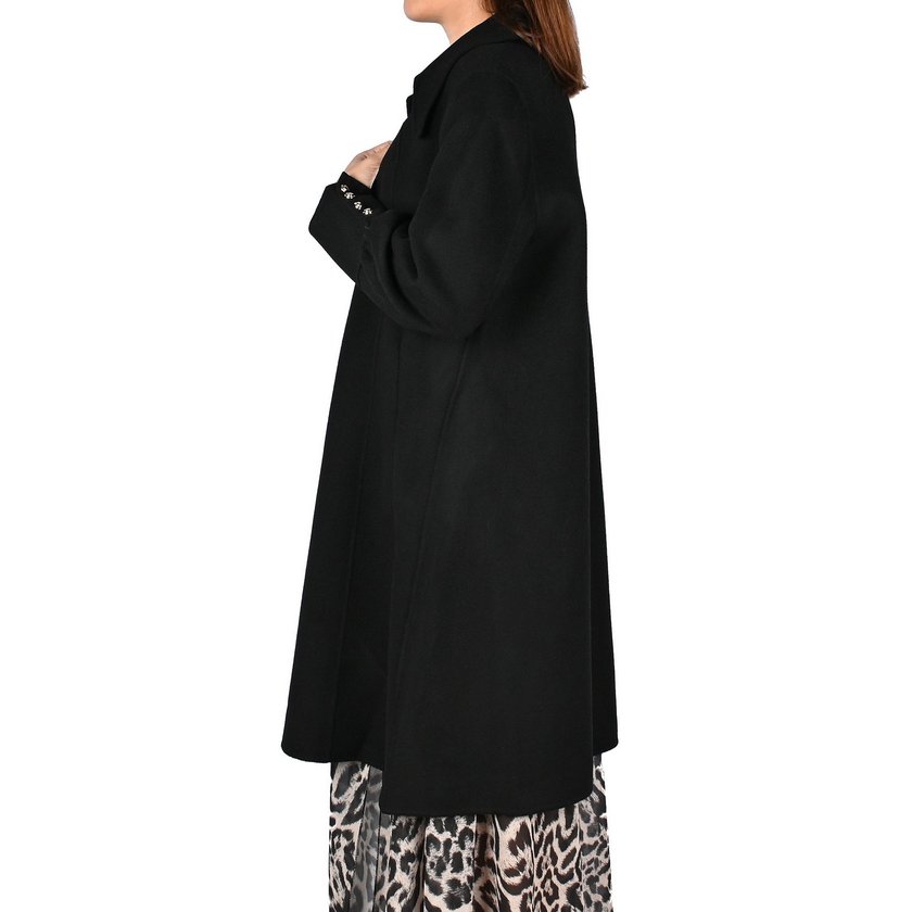100% wool with buttons GB