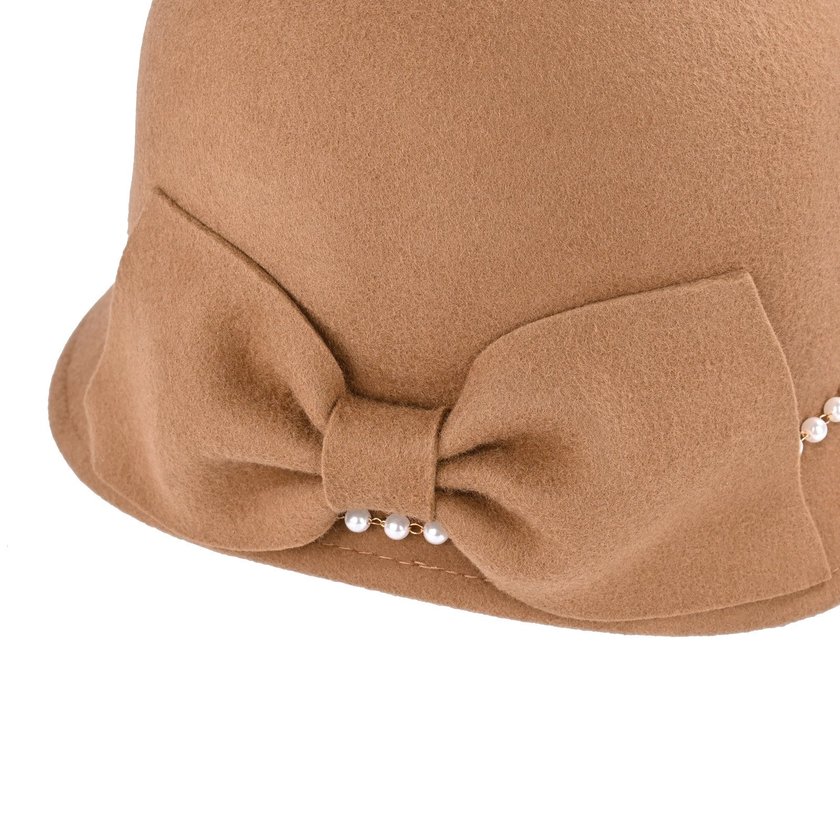 Chapéu de lã com laço e pérolas GB
