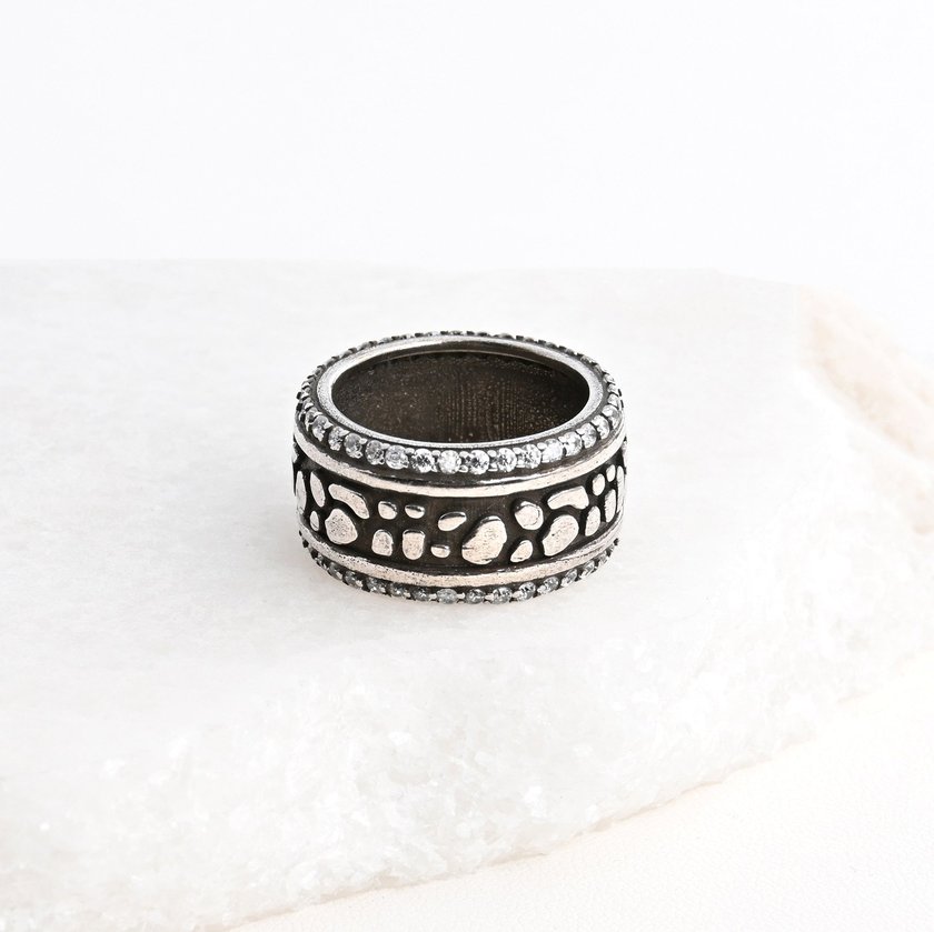 Anillo en rodio plateado GB