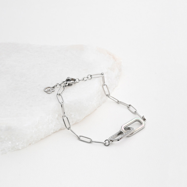 Steel bracelet links intertwined GB