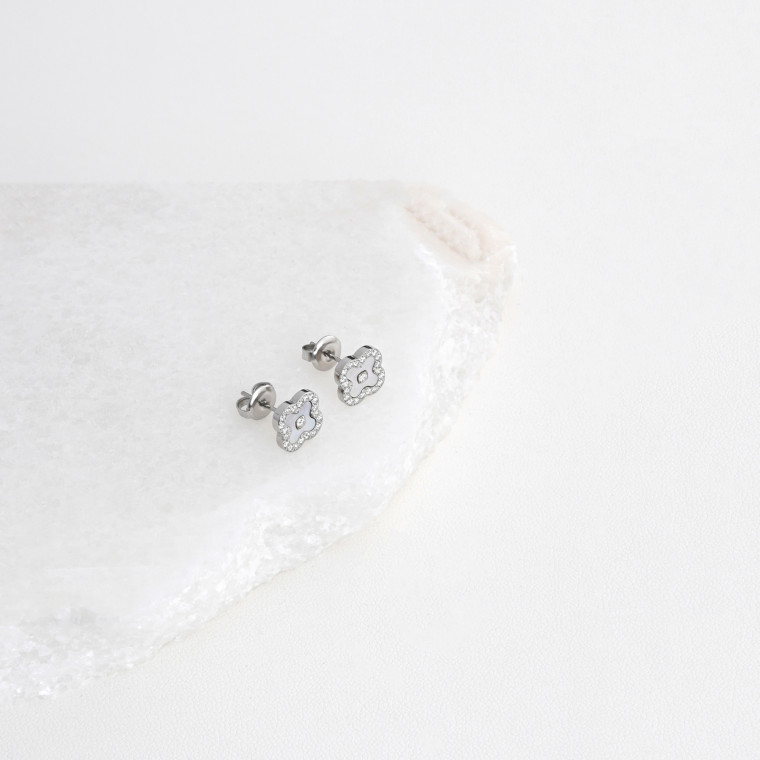 Steel earrings with clover GB