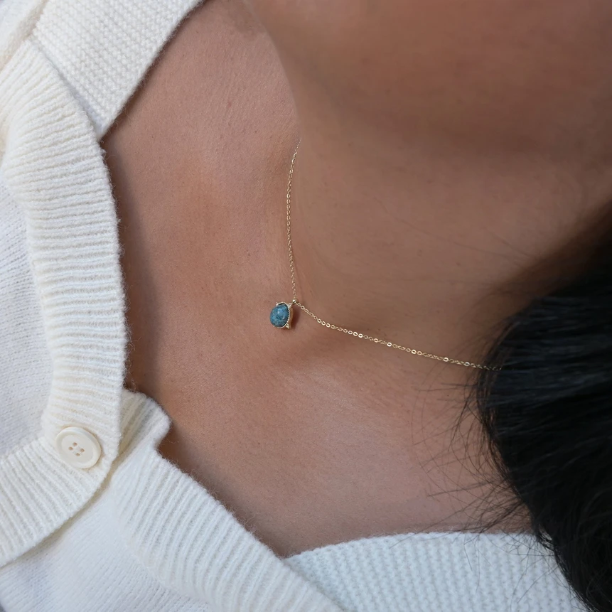 Collar en acero colgante redondo GB