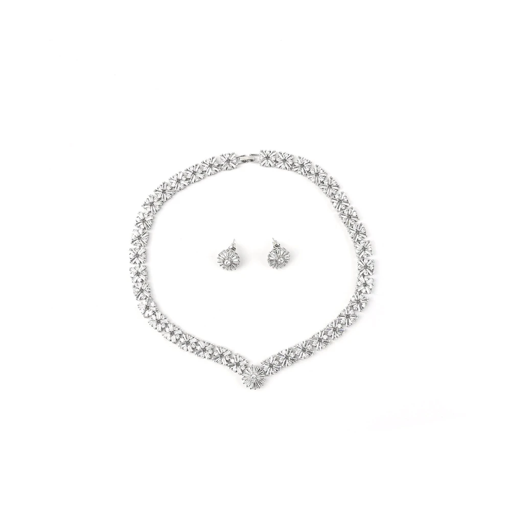 Set semi preziose con fiore rotonda GB