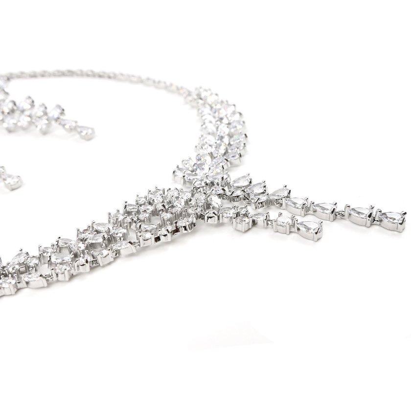 Semi precious set flower GB