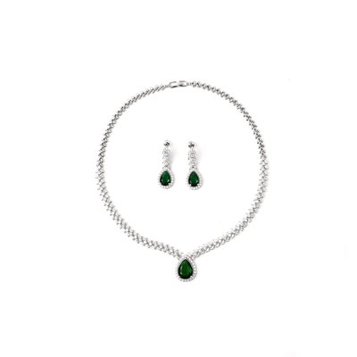 Semi precious set drop and leaf shape green GB