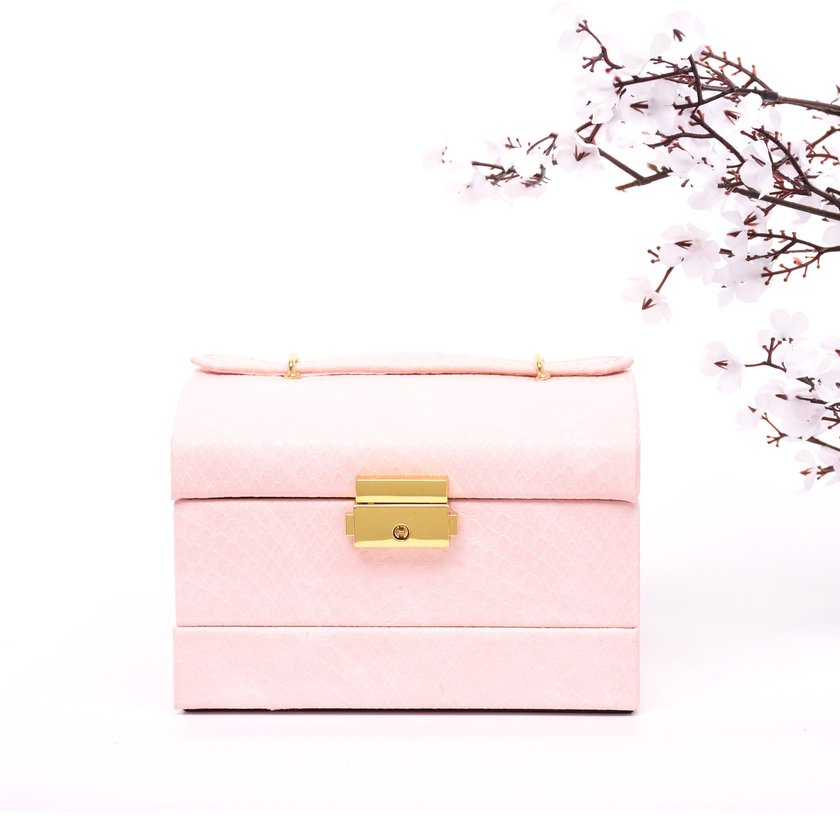Small jewelry box with croco texture GB Small jewelry box with croco texture GB