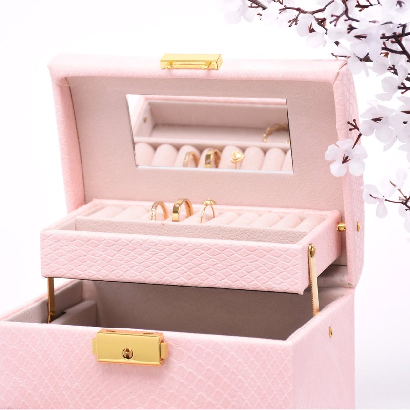 Small jewelry box with croco texture GB Small jewelry box with croco texture GB
