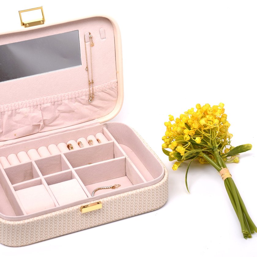 Braided jewelry box GB Braided jewelry box GB