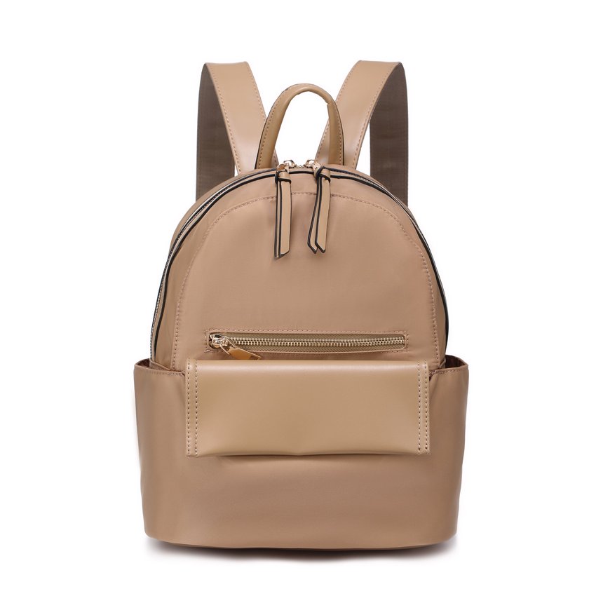 Mochila nylon com diversos bolsos GB