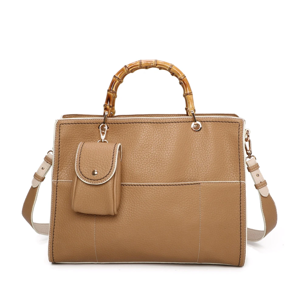 Synthetic bag with bamboo handle GB