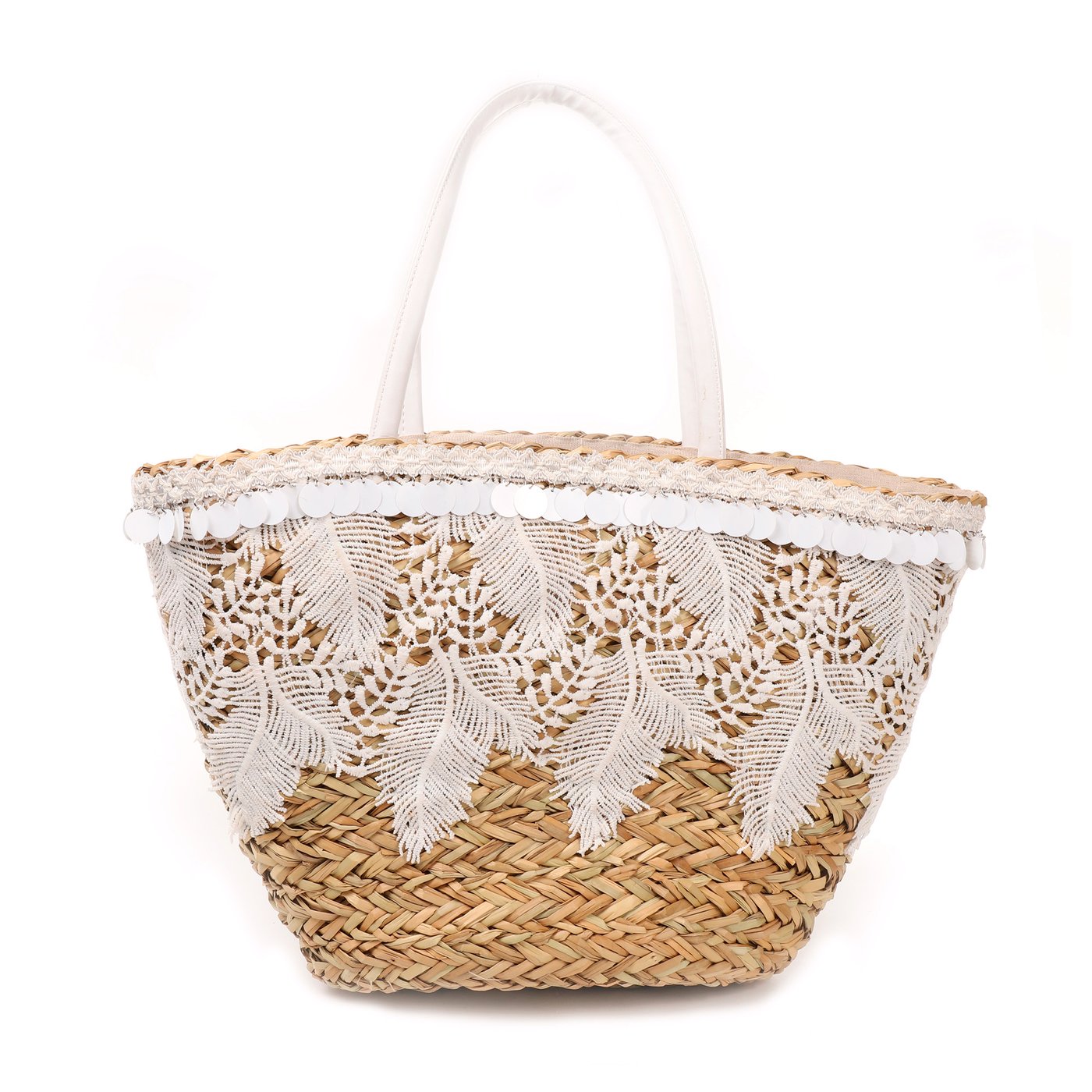 Raffia basket with GB lace