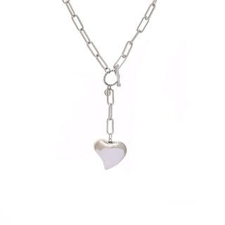Collar en acero corazón completo