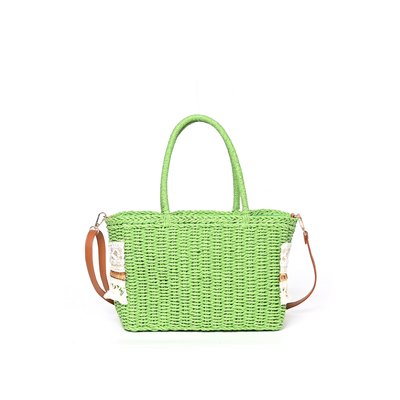 Straw bag with lace and pompoms GB