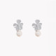 Boucles d&#039;oreilles pendantes en acier forme de fleur GB