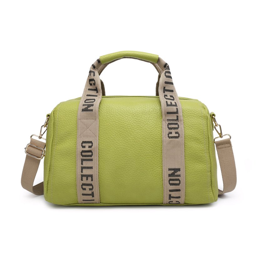 Bolsa de viaje sintética con detalle en las asas GB