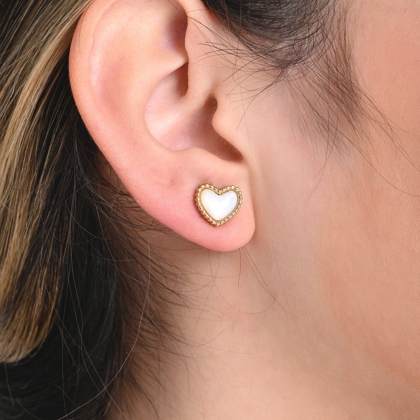 Earrings with texture and heart GB