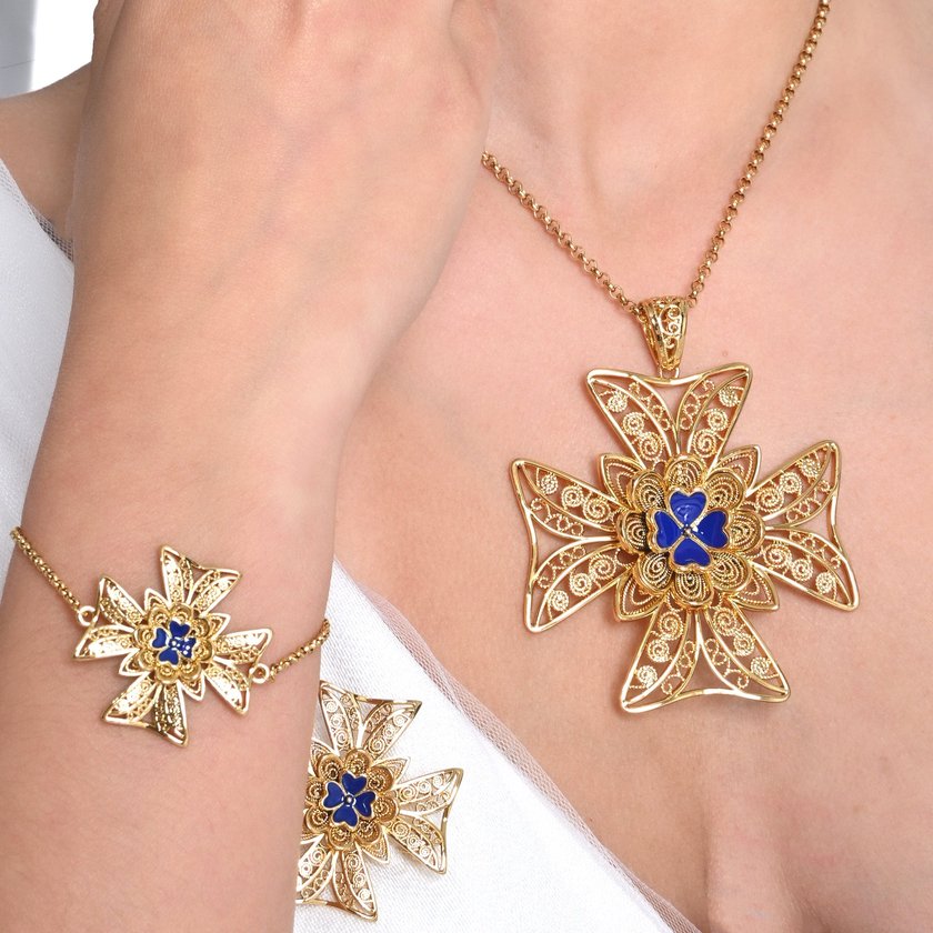 Pulsera semi joyas cruz de malta GB