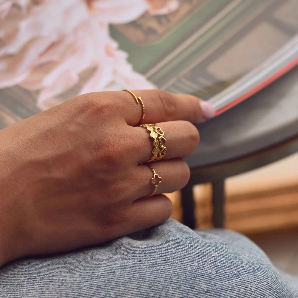 Anillo ajustable acero corazones GB
