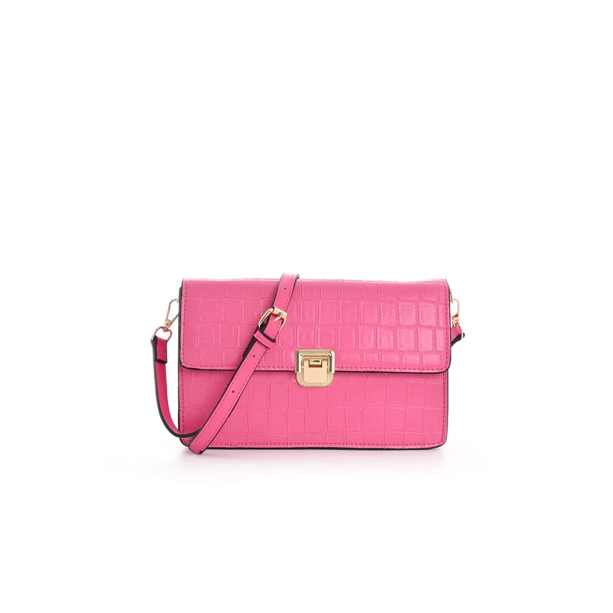 Bolsa tiracolo com textura e fecho de aba GB