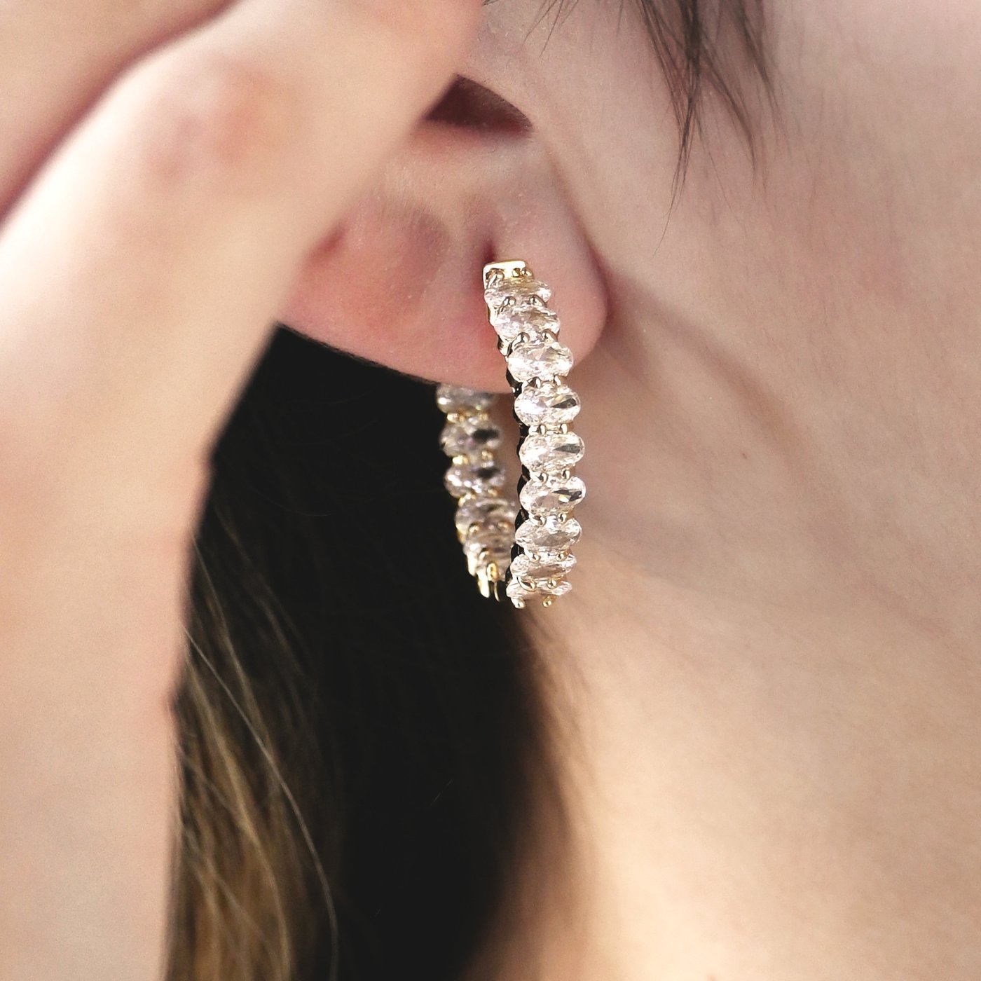 Semi precious hoops with transparent stones GB