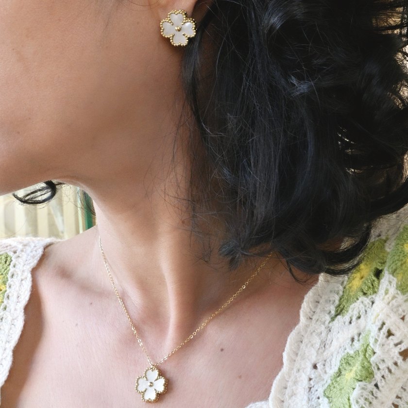 Pulsera en acero corazón textura y nácar GB 