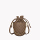 Borsa a tracolla stile bauletto con texture e catena intrecciata GB