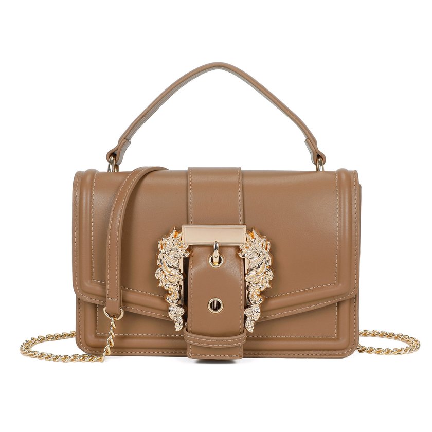 Bolso cuadrado con detalle de cierre de solapa GB