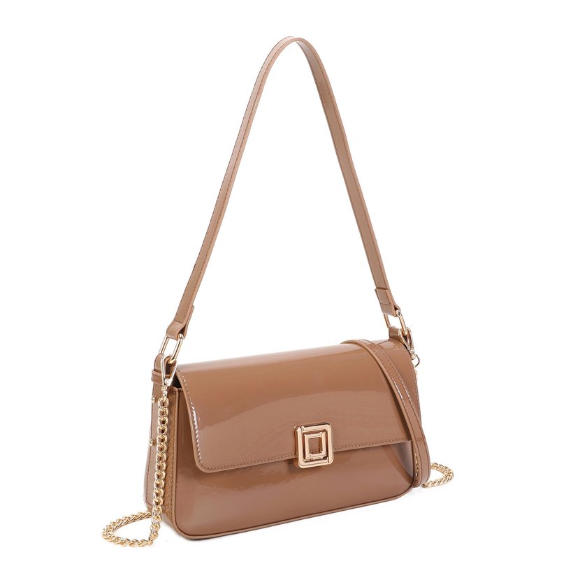 Borsa a tracolla in vernice con chiusura magnetica GB