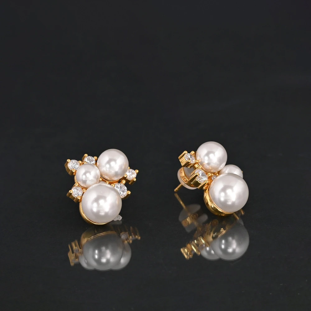 Pendientes BeLove con circonitas y perlas