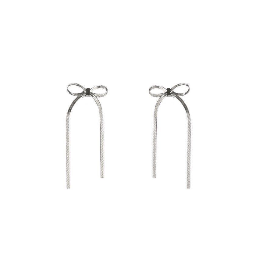 Boucles d'oreilles en acier en forme de nœud