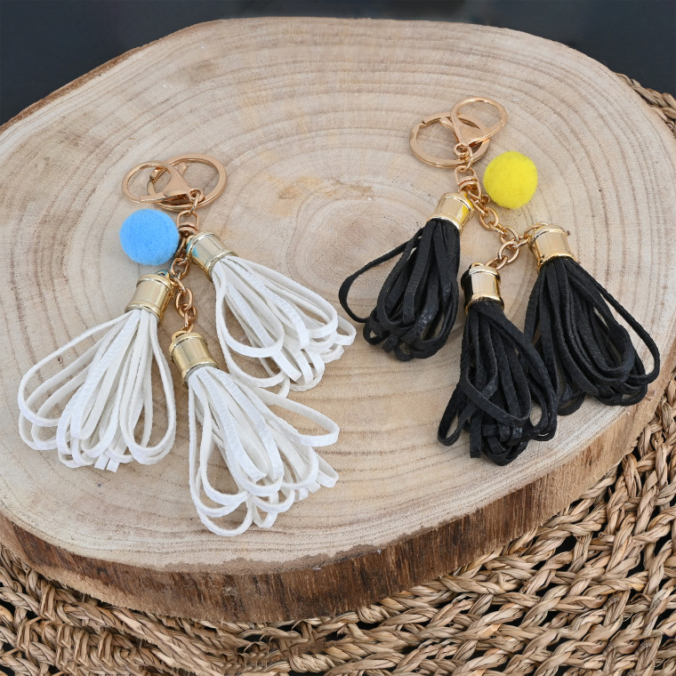 Keychain brights and pompom GB