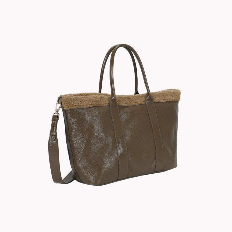 Mala Shopper com textura metalizada e forro em pêlo GB