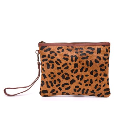 Pattern leather clutch GB