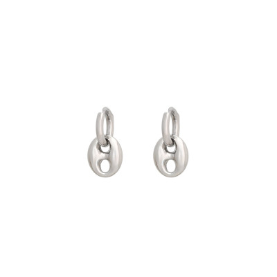 Glamour hoop earrings with small pendant