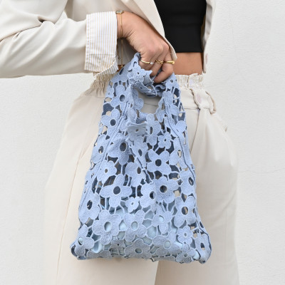 Lace shoulder bag with flowers