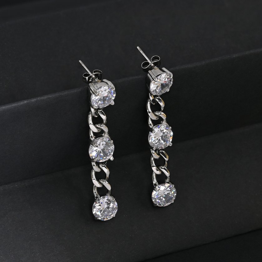 Brincos Delicate com zircônias
