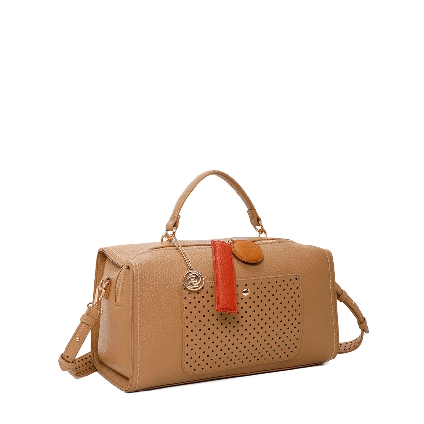 Borsa Shopper con bottone e fori