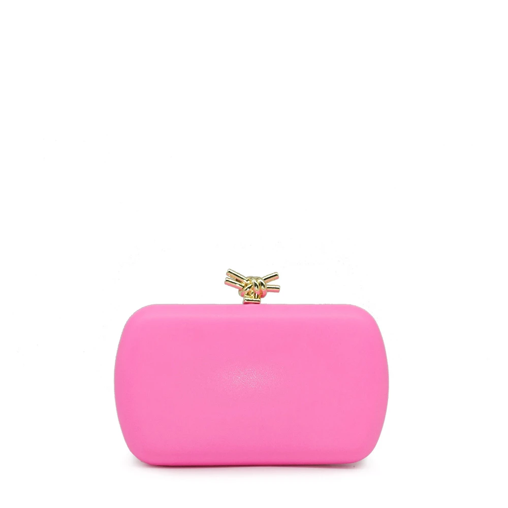 Pochette de señora con asa